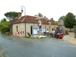 Longère de Lurais réalisation de l'enduit de finition