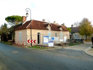 Longère de Lurais pose des menuiseries